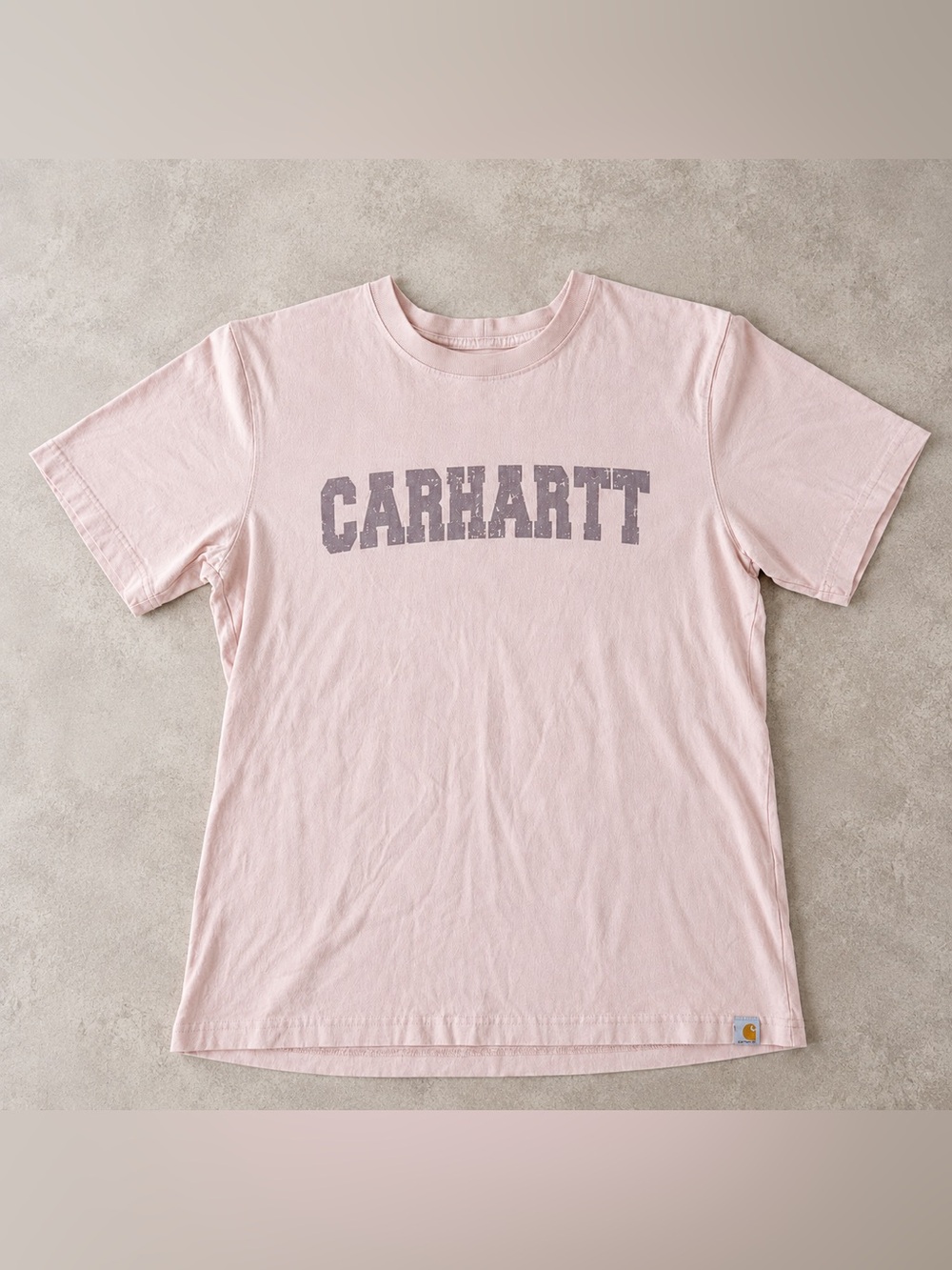 Carhartt Menโs M Relaxed Fit Heavyweight Graphic T-Shirt Dusty Mauve Logo